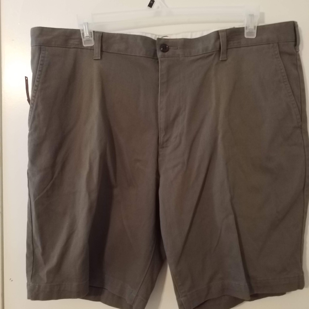 Dockers Size 40 Olive green